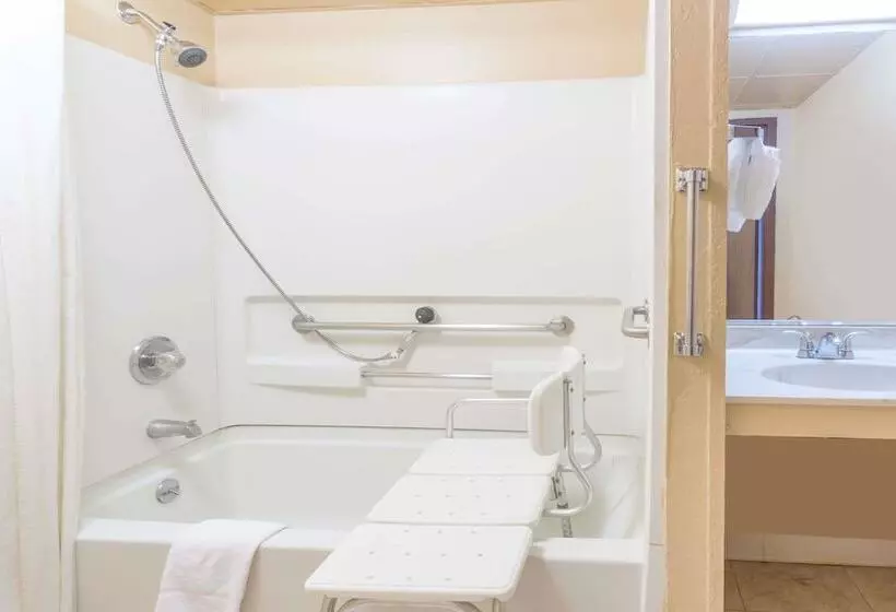 酒店 Super 8 By Wyndham Colo. Sprs. Garden Of The Gods