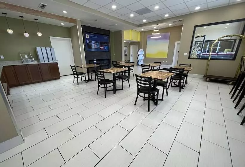 酒店 Super 8 By Wyndham Colo. Sprs. Garden Of The Gods