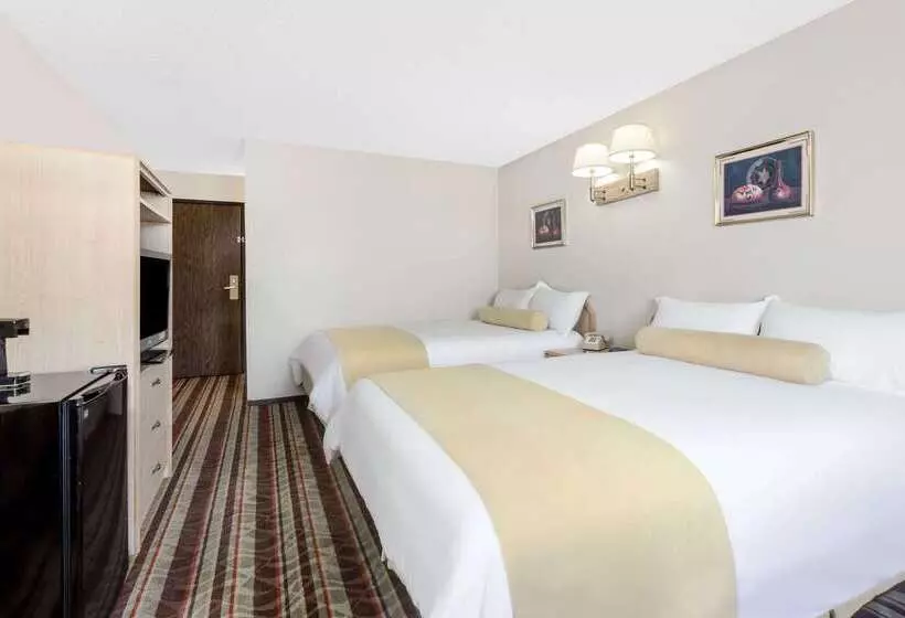 ホテル Super 8 By Wyndham Lake Havasu City