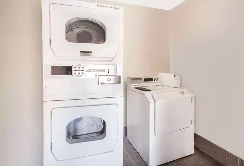 호텔 Super 8 By Wyndham Las Vegas Nellis Afb Area