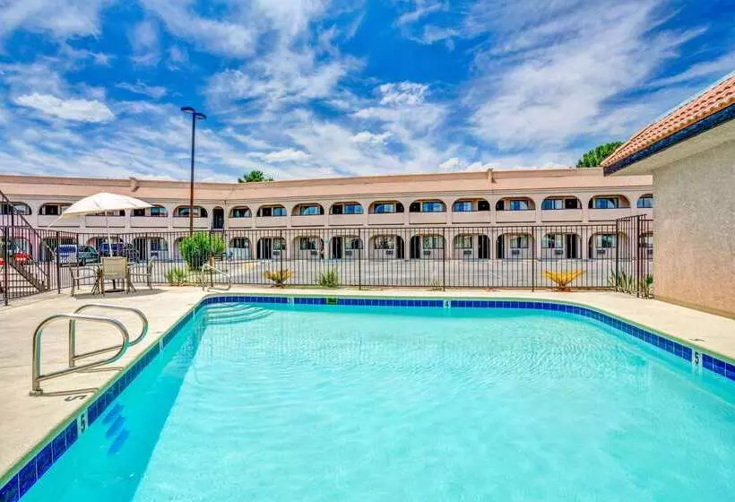 호텔 Super 8 By Wyndham Las Vegas Nellis Afb Area