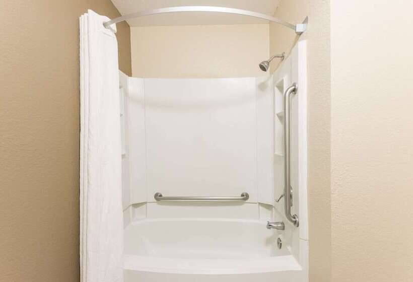 Otel Super 8 By Wyndham Springfield East