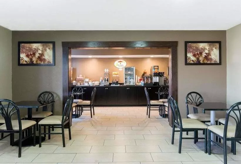 ホテル Super 8 By Wyndham Springfield East