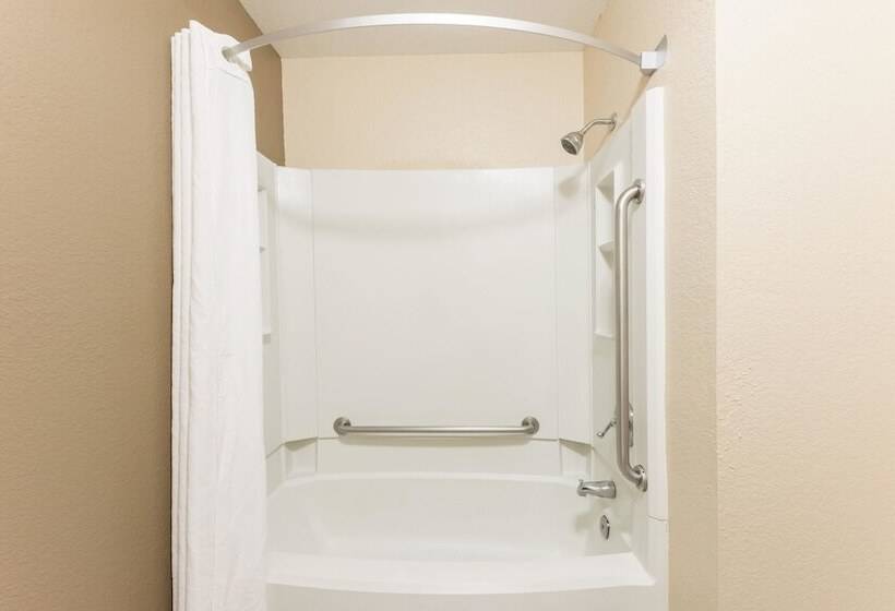 Otel Super 8 By Wyndham Springfield East