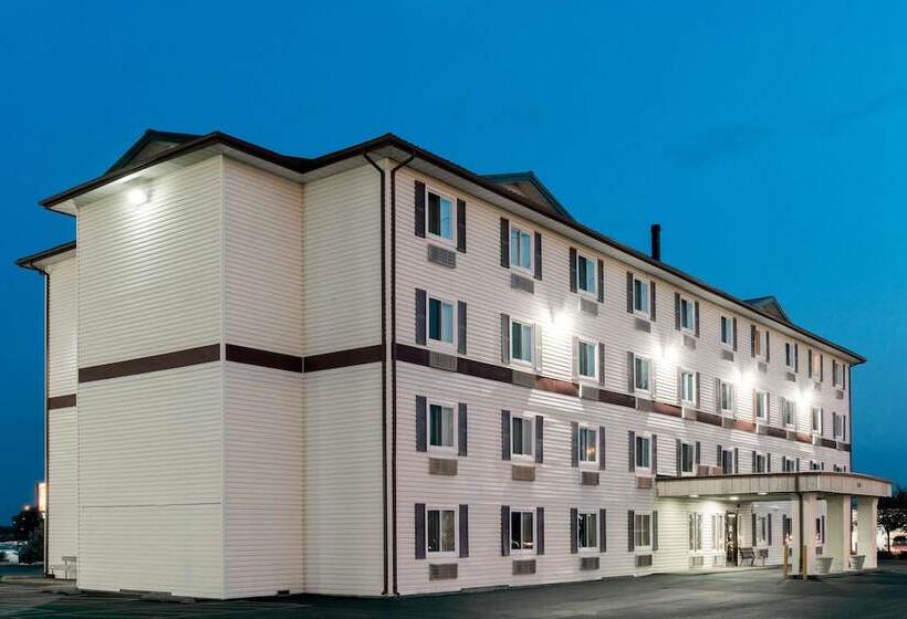 Otel Super 8 By Wyndham Springfield East