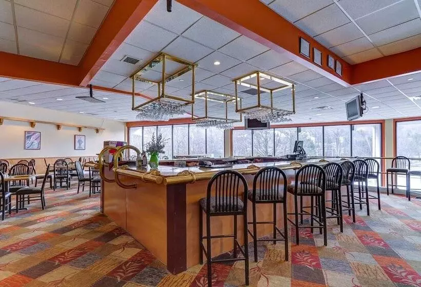 酒店 The Chateau Resort