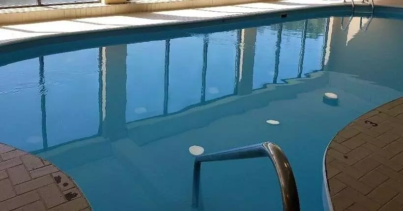 酒店 The Chateau Resort