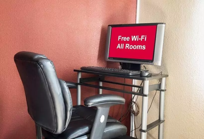 מוטל Red Roof Inn Binghamton North