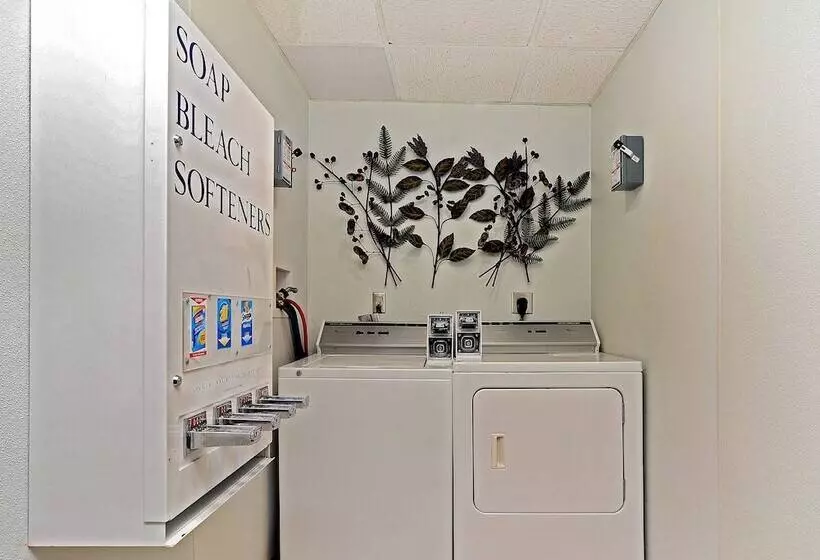 מוטל Red Roof Inn Binghamton North