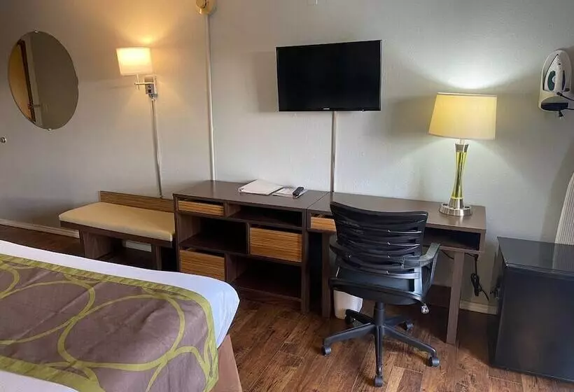 Motel Super 8 By Wyndham Bloomington/airport