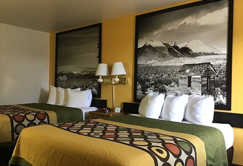 مُتل Super 8 By Wyndham Elko