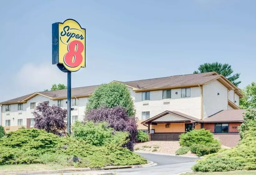 Motel Super 8 By Wyndham Hagerstown I 70