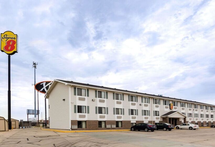 مُتل Super 8 By Wyndham Hays Ks