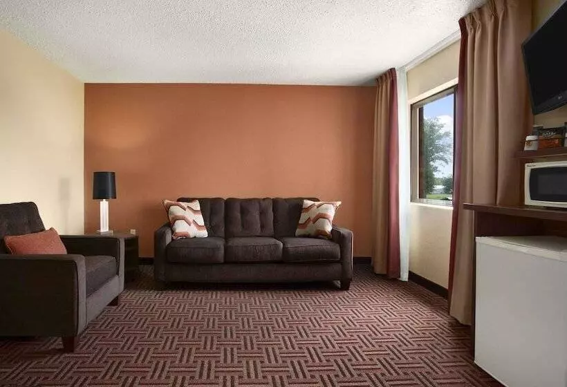 Motel Super 8 By Wyndham Marion