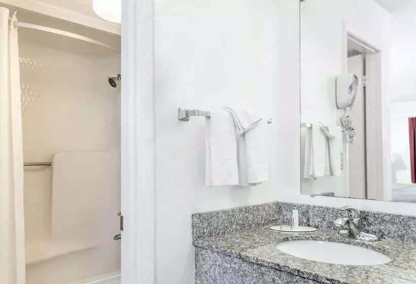 모텔 Super 8 By Wyndham Riviera Beach West Palm Beach