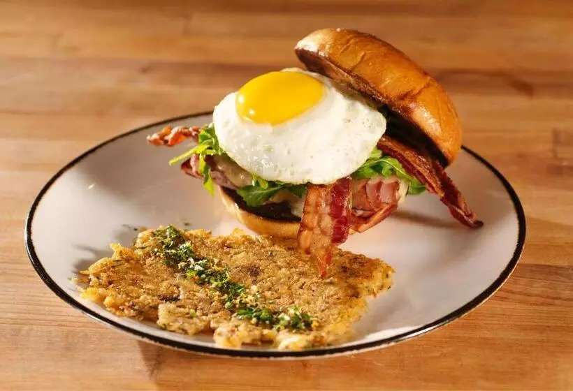 Sheraton Sand Key Resort