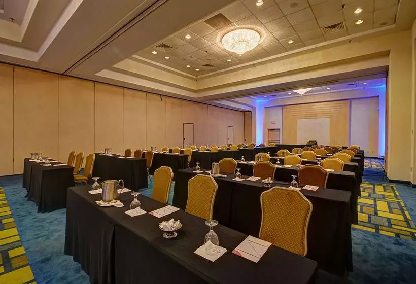 Red Lion Hotel Cromwell