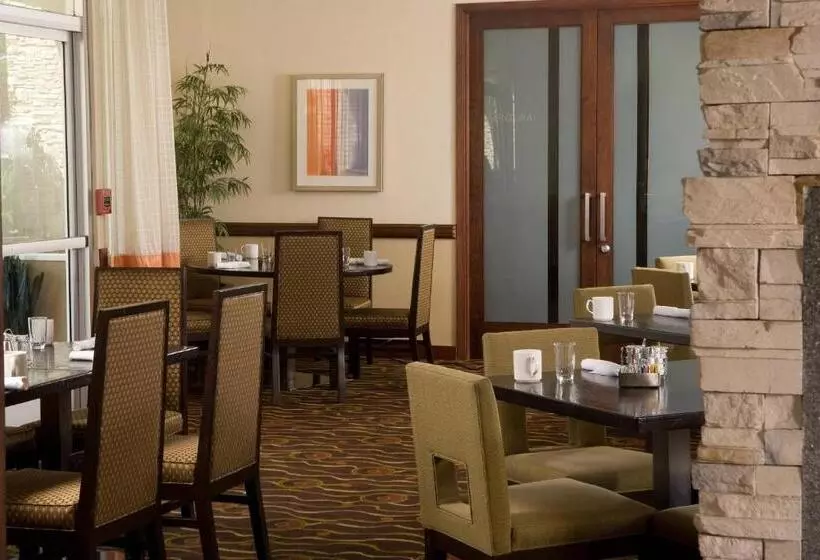 בית מלון כפרי Courtyard Los Angeles Sherman Oaks