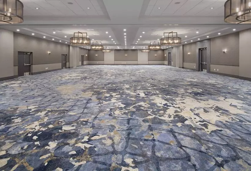 Delta Hotels By Marriott Seattle Everett