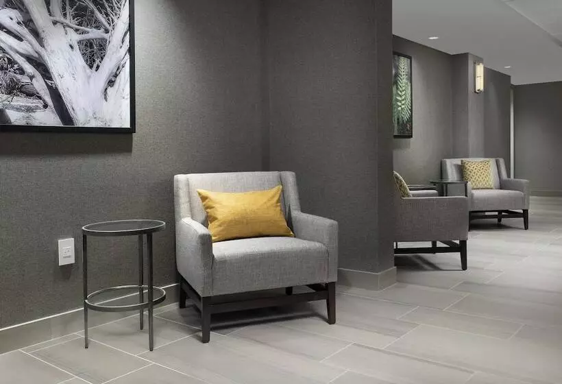 Delta Hotels By Marriott Seattle Everett