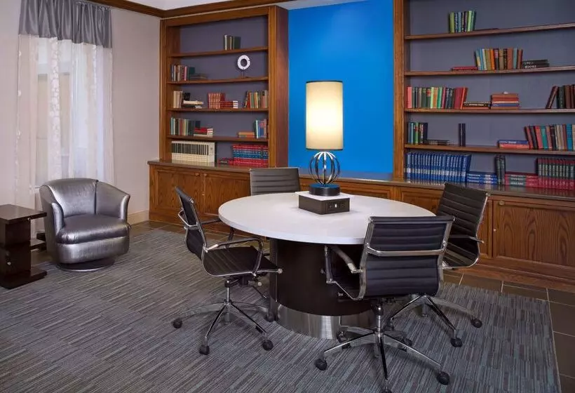 Doubletree By Hilton Hotel Chicago Wood Dale Elk Grove