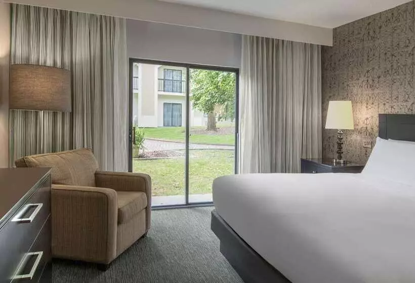 Doubletree By Hilton Hotel Chicago Wood Dale Elk Grove