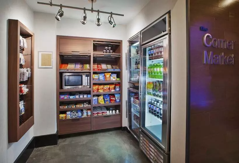 호텔 Fairfield Inn & Suites By Marriott Milwaukee Downtown