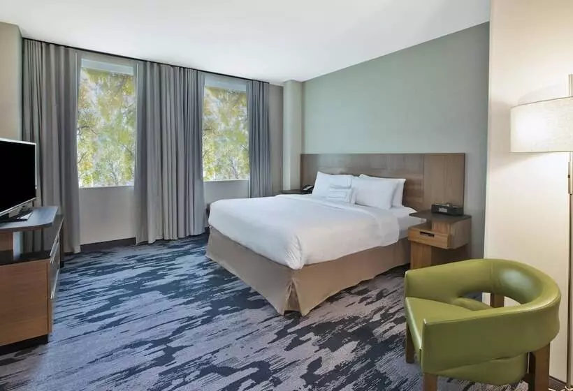 호텔 Fairfield Inn & Suites By Marriott Milwaukee Downtown