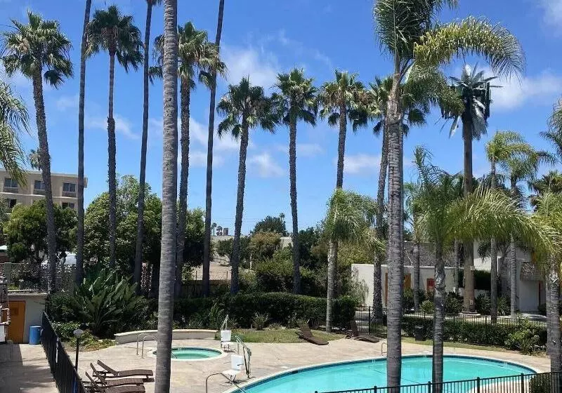 Отель Palmeras Chula Vista