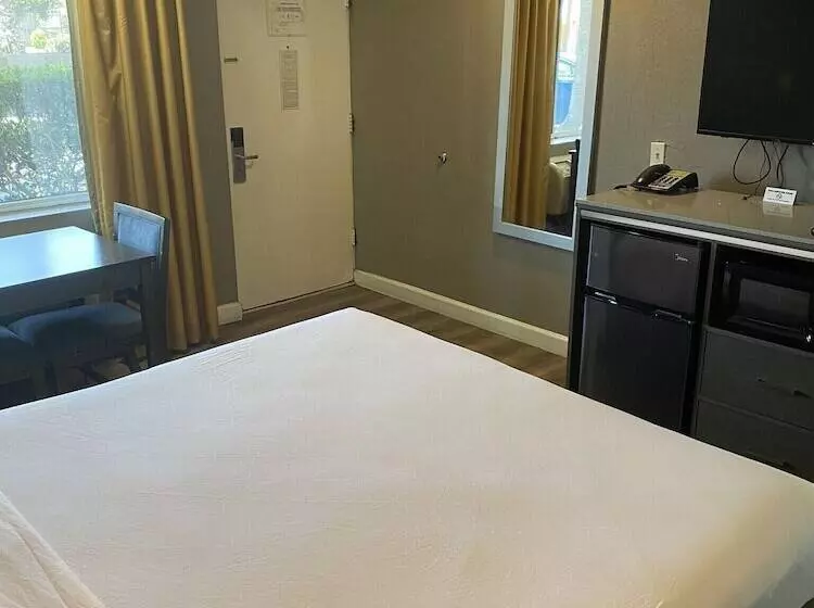 Отель Palmeras Chula Vista