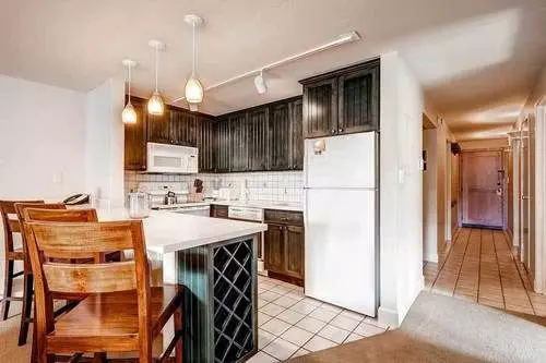 Отель The Wren at Vail 