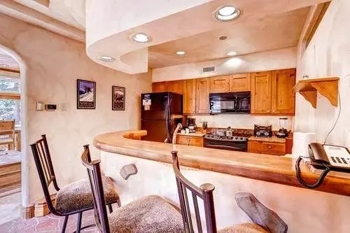 Отель The Wren at Vail 