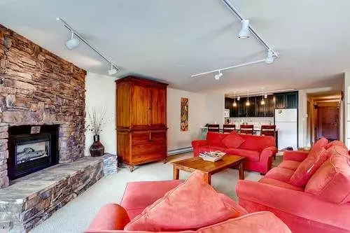 Отель The Wren at Vail 