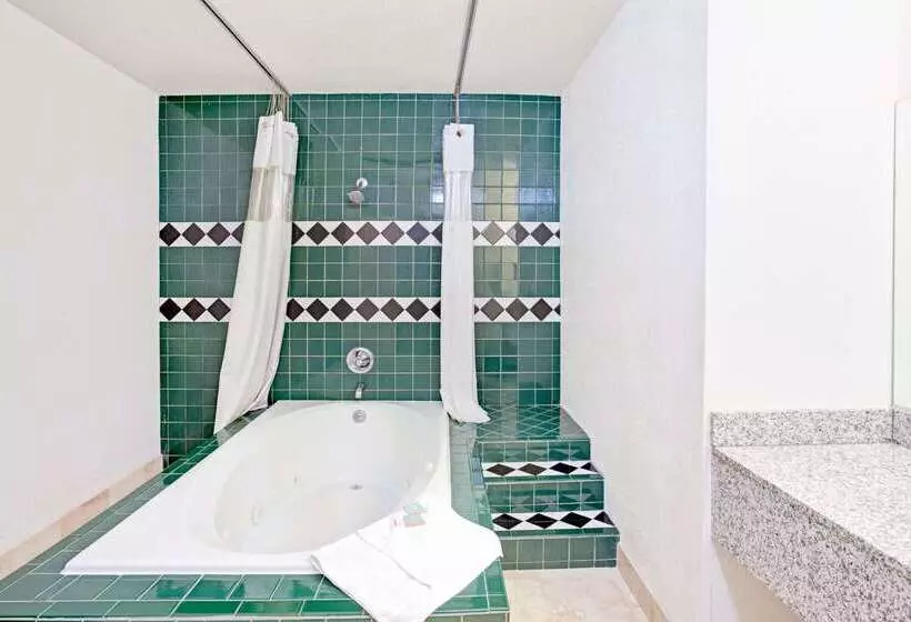 Отель Travelodge By Wyndham Banning Casino And Outlet Mall