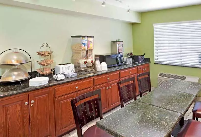 Отель Travelodge By Wyndham Banning Casino And Outlet Mall