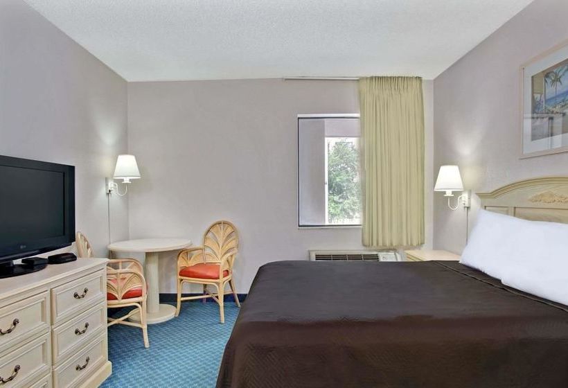 هتل Travelodge Orlando Downtown Centroplex