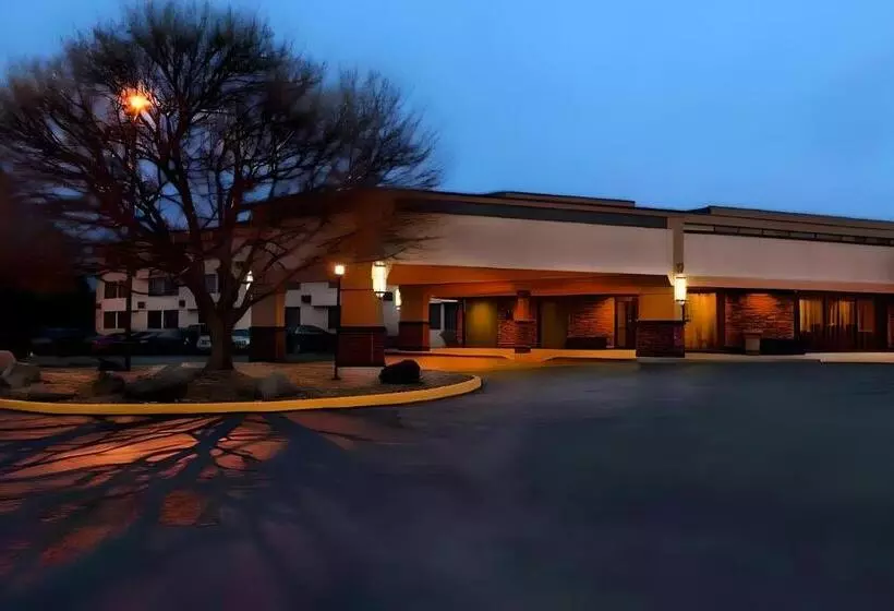 هتل Quality Inn West Lafayette   University Area