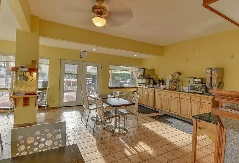 فندق Vagabond Inn Bishop