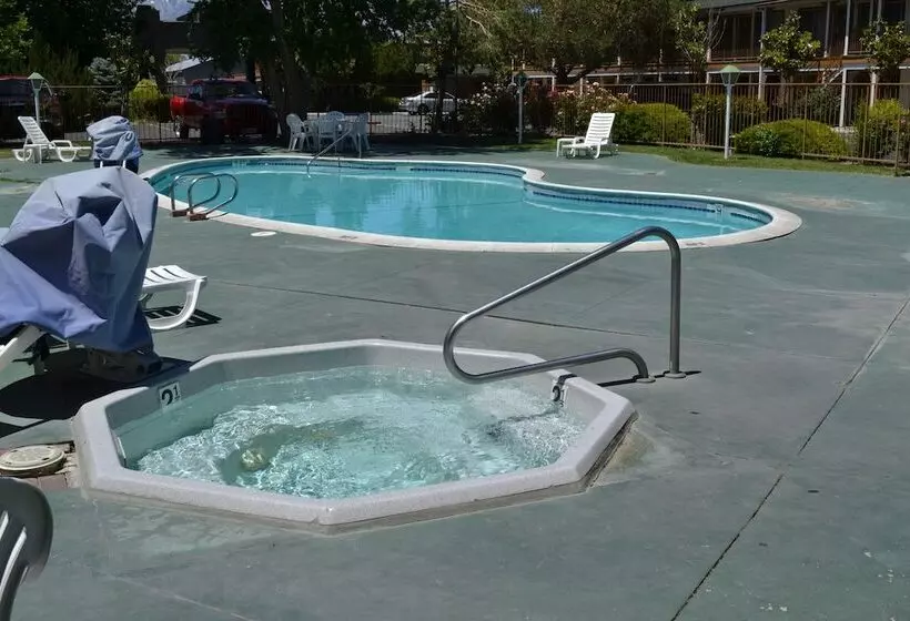 فندق Vagabond Inn Bishop