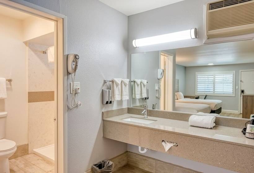 هتل Vagabond Inn San Luis Obispo