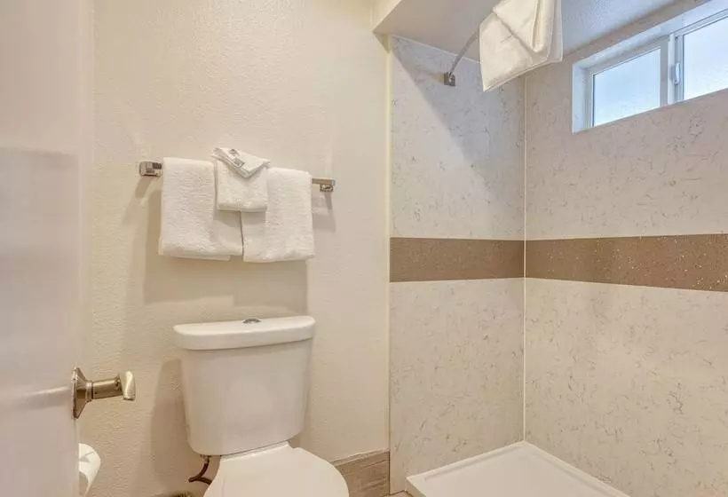 בית מלון כפרי Vagabond Inn San Luis Obispo