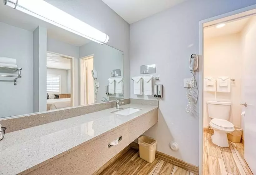 בית מלון כפרי Vagabond Inn San Luis Obispo