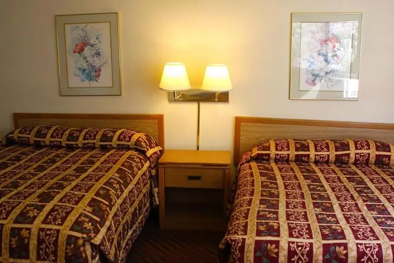 בית מלון כפרי Vagabond Inn San Luis Obispo