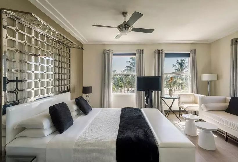 בית מלון כפרי Waldorf Towers South Beach