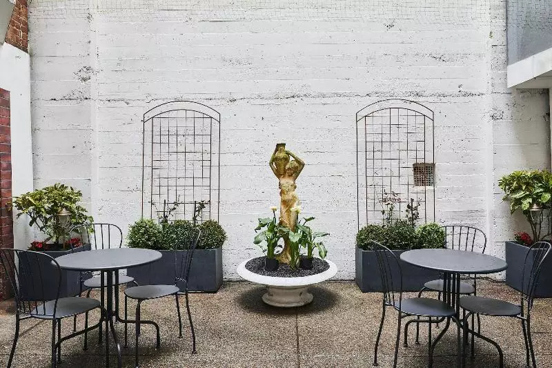 Отель White Swan Inn