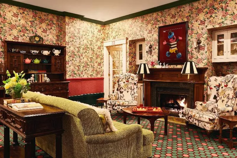 Отель White Swan Inn