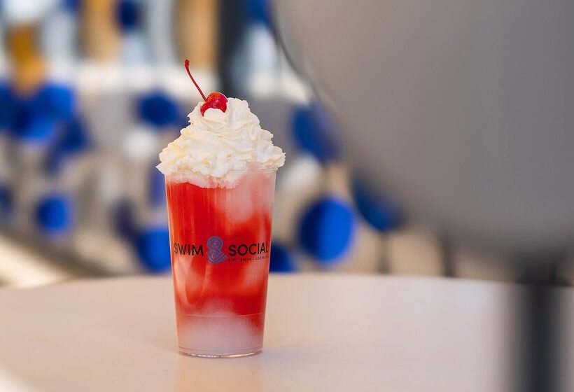 منتجع The Strat Hotel, Casino & Tower