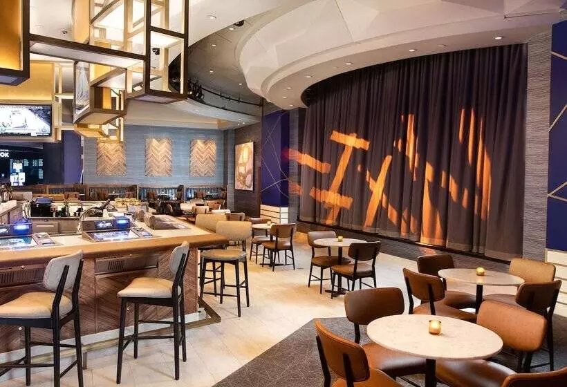 리조트 The Strat Hotel, Casino & Tower