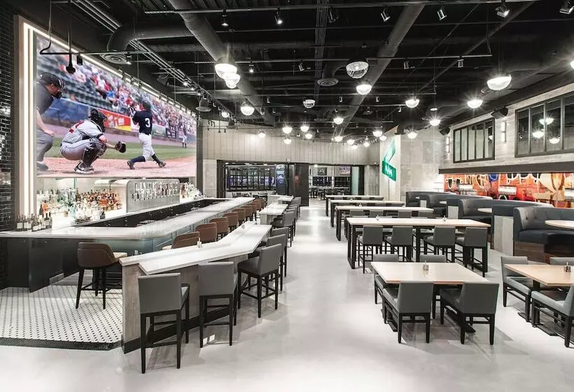 리조트 The Strat Hotel, Casino & Tower