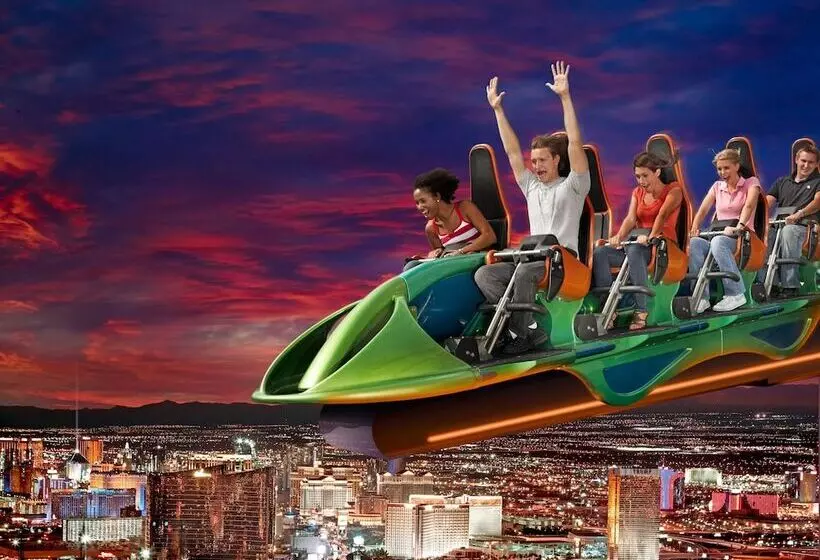 리조트 The Strat Hotel, Casino & Tower